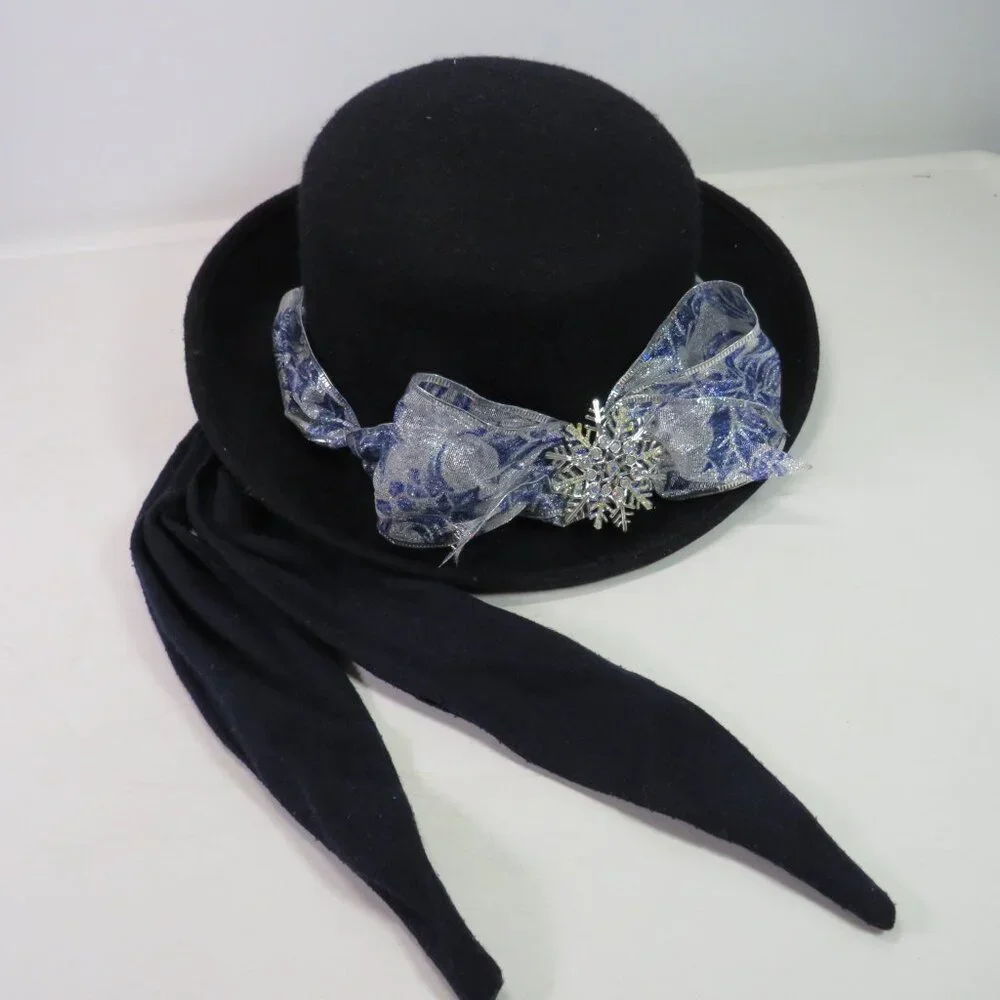 Snowflake Black Wool Winter Hat with sewn in polar fleece scarf